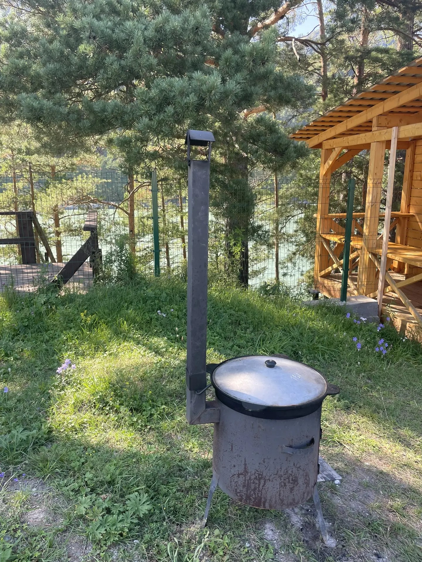 Видео — Дом у Реки